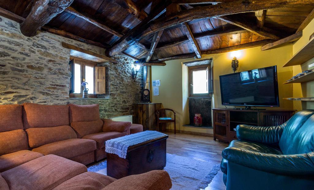 O Muino De Pena Hotell O Pino Exteriör bild