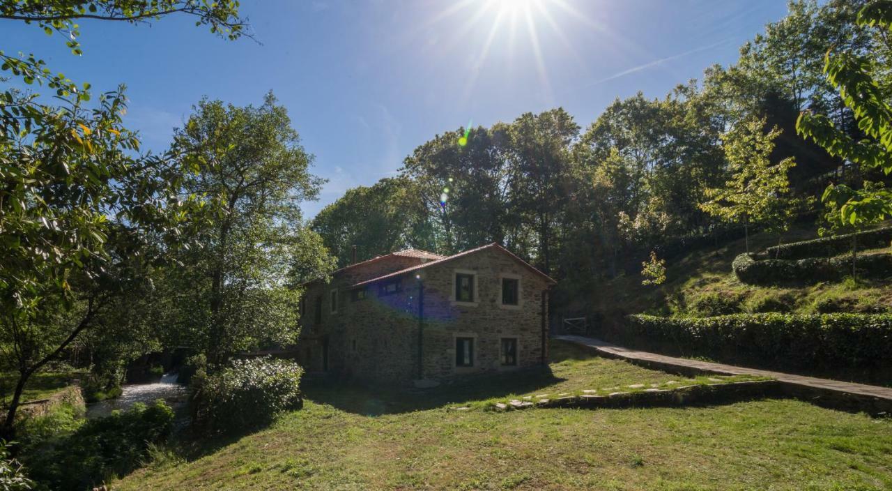 O Muino De Pena Hotell O Pino Exteriör bild